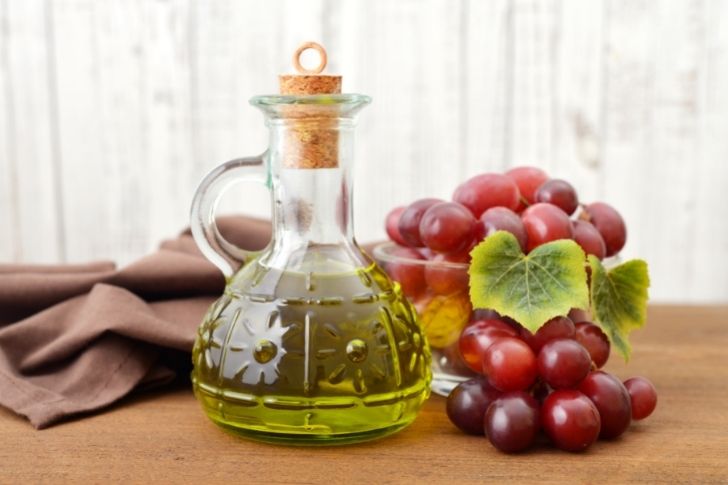 Grape seed oil is one of the best comedogenics oils.