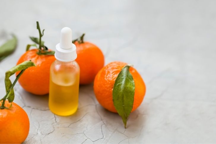 Use mandarin oil for cellulite.