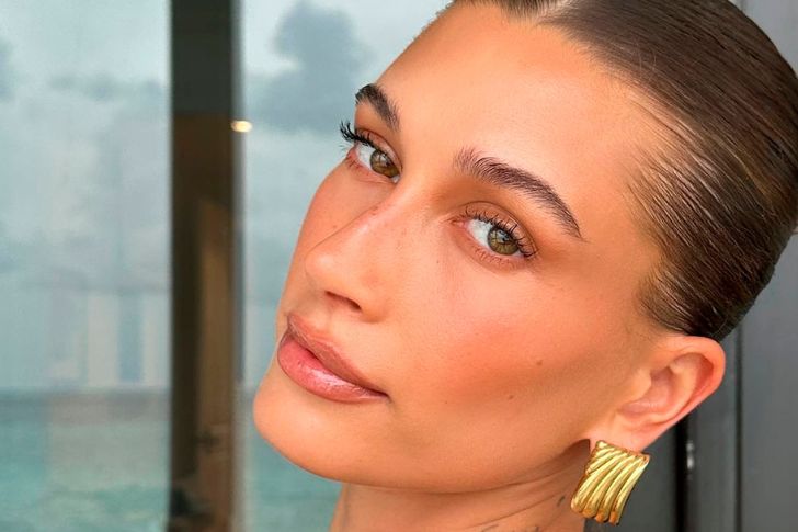 Hailey Bieber with latte makeup.