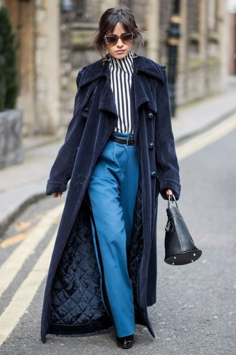 Winter outfit ideas featuring coats: Long Lines.