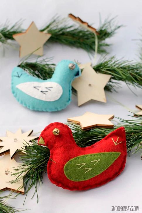 DIY Bird Christmas Felt Ornaments.