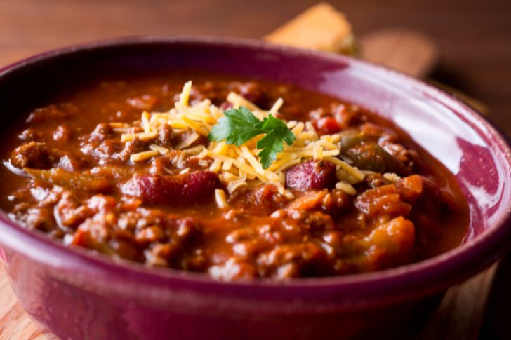 Master the Best Chili Recipe: Spice up Your Dinner