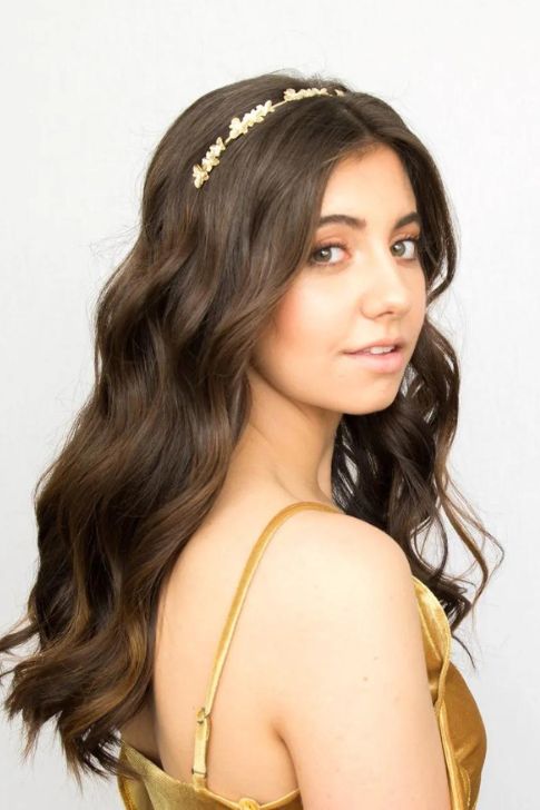 Loose Waves With a Floral Headband