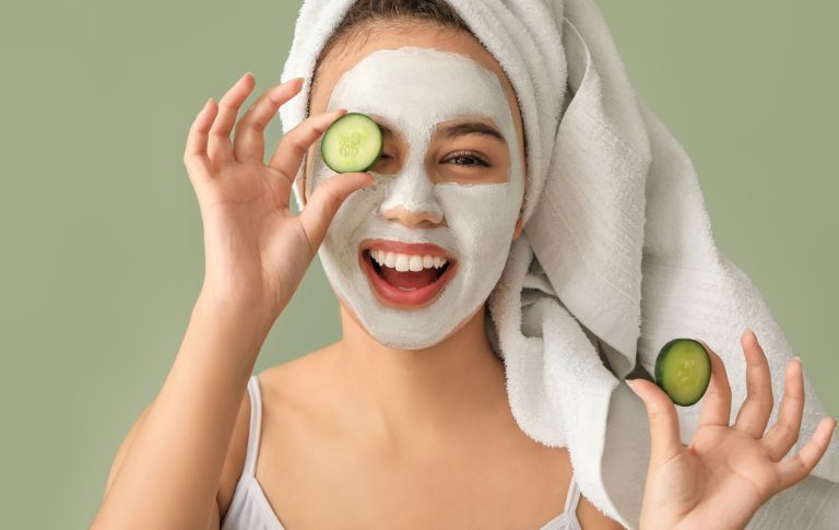 Homemade Face Masks for Glowing Skin: Easy DIY Recipes